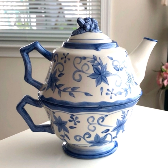 Sonoma Home Goods “Tea For One” The Ashley Collection - Picture 1 of 7